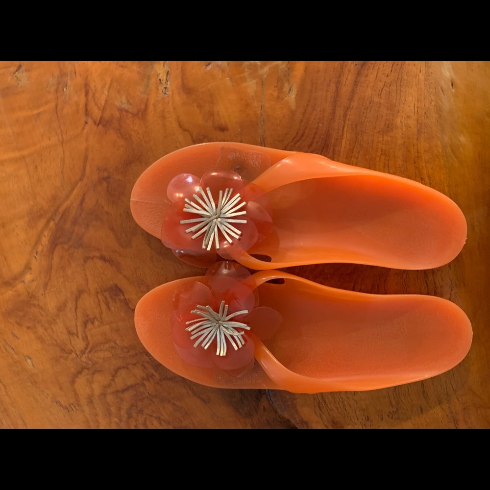 Flip flops